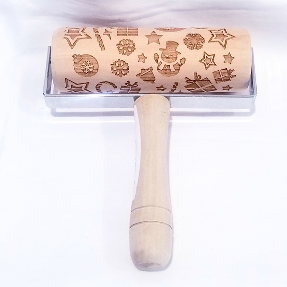 Christmas Baking Rolling Pin - Picture 6 of 8